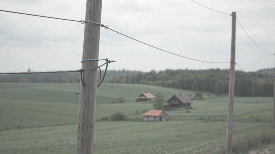 Jakie są główne zastosowania kabla z linką nośną 3x2,5?